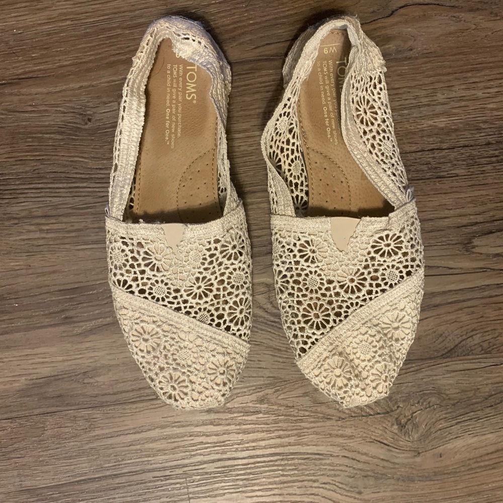 Woman’s shoes